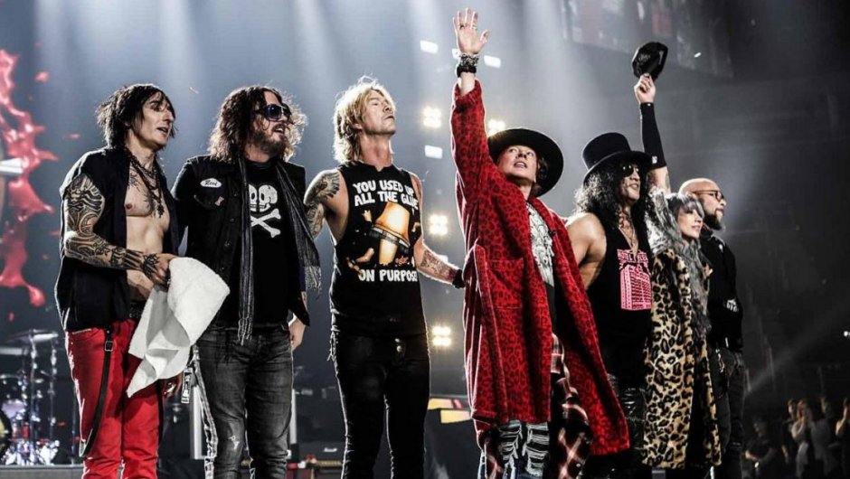 Guns N’ Roses se presentaría el viernes 27 de marzo en el escenario del Parque O'Higgins. 